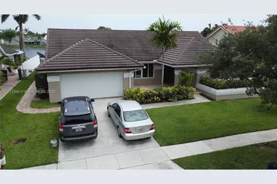 16190 NW 14th St, Pembroke Pines, FL 33028 - Photo 1