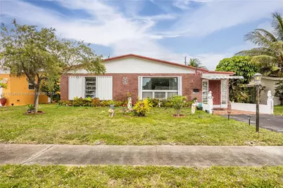 1706 N 45th Ave, Hollywood, FL 33021 - Photo 1