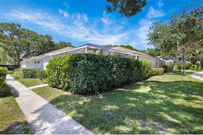 2904 Pin Oak Ct #2904, Palm Beach Gardens, FL 33410 - Photo 1