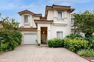 6861 NW 107 Ct, Doral, FL 33178 - Photo 1