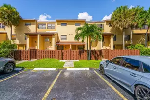 271 W Park Dr, Miami, FL 33172 - Photo 1