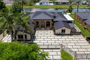 19686 SW 130 Avenue Rd, Miami, FL 33177 - Photo 1