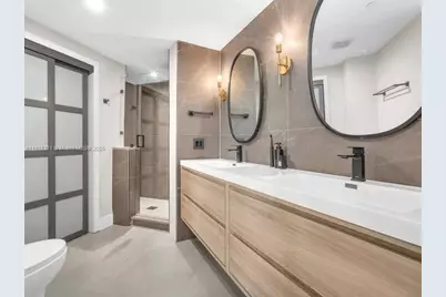 55 SE 6th St #2902, Miami, FL 33131 - Photo 1