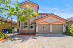 18393 NW 88th Pl, Hialeah, FL 33018 - Photo 1