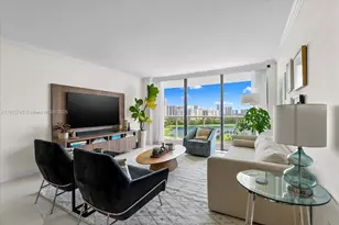 3701 N Country Club Dr, Aventura, FL 33180 - Photo 1