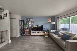 4560 SW 68th Ct Cir, Miami, FL 33155 - Photo 1