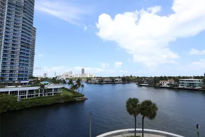 20515 E Country Club Dr #543, Aventura, FL 33180 - Photo 1