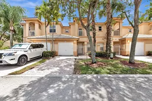 858 NW 170th Terrace, Pembroke Pines, FL 33028 - Photo 1