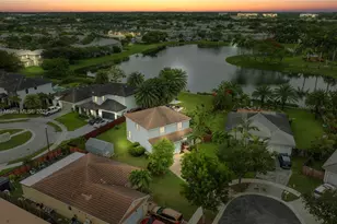 402 SE 30th Terrace, Homestead, FL 33033 - Photo 1