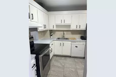 200 Ashbury Rd #305, Hollywood, FL 33024 - Photo 1