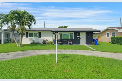1160 NW 79th Ter, Pembroke Pines, FL 33024 - Photo 1