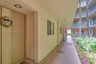 8635 NW 8th St, Miami, FL 33126 - Photo 1