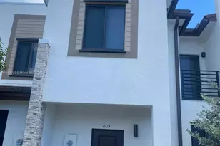 805 NE 211th St, Miami, FL 33179 - Photo 1