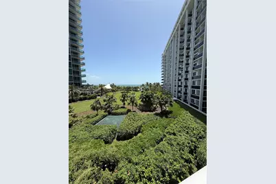 10275 Collins Ave #434, Bal Harbour, FL 33154 - Photo 1
