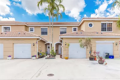 12166 SW 5th Ct, Pembroke Pines, FL 33025 - Photo 1