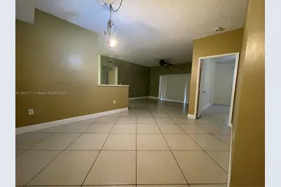 6984 SW 39th St #H102, Davie, FL 33314 - Photo 1