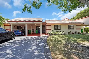 303 Lakeside Ct, Sunrise, FL 33326 - Photo 1