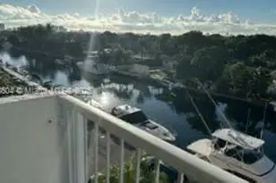 2000 NE 135th St, North Miami, FL 33181 - Photo 1