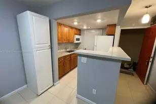 10903 N Kendall Dr, Miami, FL 33176 - Photo 1