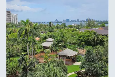 1000 Quayside Ter #1009, Miami, FL 33138 - Photo 1