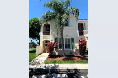 4205 NE 9th St #4205, Homestead, FL 33033 - Photo 1