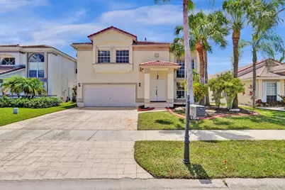 164 Granada Ave, Weston, FL 33326 - Photo 1