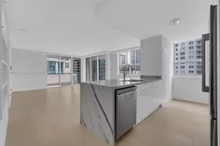 1155 Brickell Bay Dr, Miami, FL 33131 - Photo 1