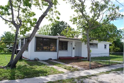 15660 NE 15th Ave #0, North Miami Beach, FL 33162 - Photo 1