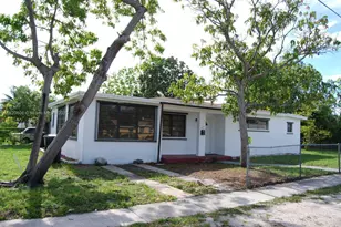 15660 NE 15th Ave, North Miami Beach, FL 33162 - Photo 1