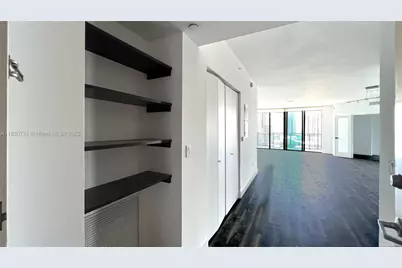 350 S Miami Ave #2401, Miami, FL 33130 - Photo 1