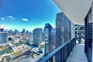 55 SW 9th St, Miami, FL 33130 - Photo 1