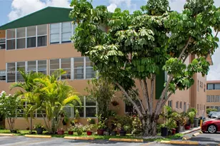 110 Royal Palm Rd, Hialeah Gardens, FL 33016 - Photo 1