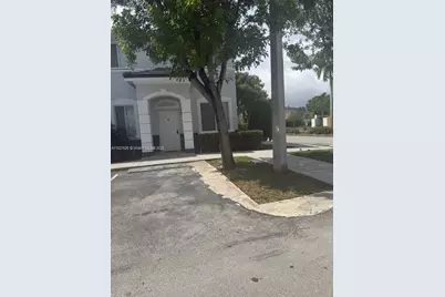 7337  NW 174  Th Ter #107, Miami Lakes, FL 33015 - Photo 1