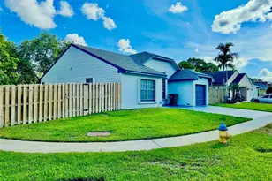 8600 SW 15th St, Pembroke Pines, FL 33025 - Photo 1