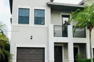 10461 NW 61st St, Doral, FL 33178 - Photo 1