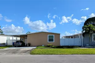 21810 NW 1st St, Pembroke Pines, FL 33029 - Photo 1