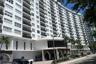 6039 Collins Ave, Miami Beach, FL 33140 - Photo 1