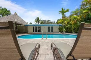 12730 Ixora Rd, North Miami, FL 33181 - Photo 1