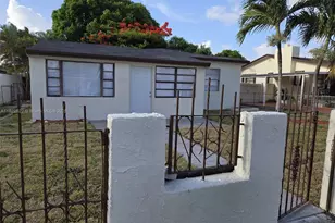 257 E 38th St, Hialeah, FL 33013 - Photo 1