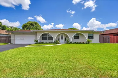 7481 NW 14th St, Plantation, FL 33313 - Photo 1
