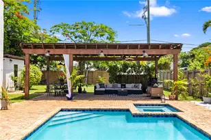 410 SW 18th Ct, Fort Lauderdale, FL 33315 - Photo 1