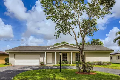 1708 NW 84th Dr, Coral Springs, FL 33071 - Photo 1