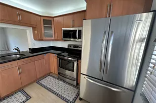 10757 NW 11th St, Pembroke Pines, FL 33026 - Photo 1