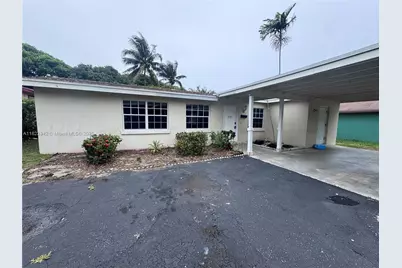 423 SW 10th Ave, Boynton Beach, FL 33435 - Photo 1