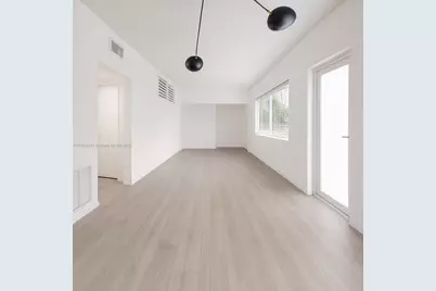 1110 Venetian Way #2B, Miami, FL 33139 - Photo 1