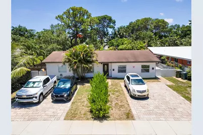 754 NE 36th St, Oakland Park, FL 33334 - Photo 1