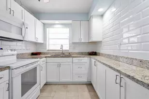 1200 Tallwood Ave, Hollywood, FL 33021 - Photo 1