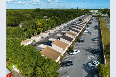 8943 NE 4th Ave Rd #8943, Miami Shores, FL 33138 - Photo 1