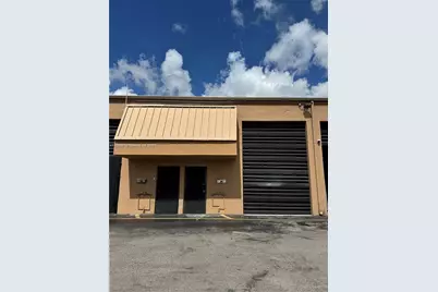 7782 NW 64th St, Miami, FL 33166 - Photo 1