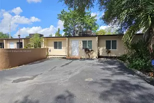 15027 Coconut Ct, Miami Lakes, FL 33014 - Photo 1